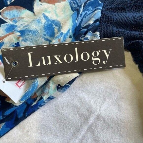 Luxology Floral Crochet Bell Sleeve Blue Midi Dress Size 8 - Picture 9 of 13